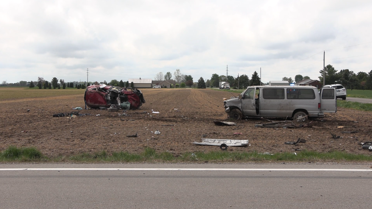 One dead, one critically injured in crash in Putnam County